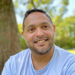 Prof. Fabián Vitabar